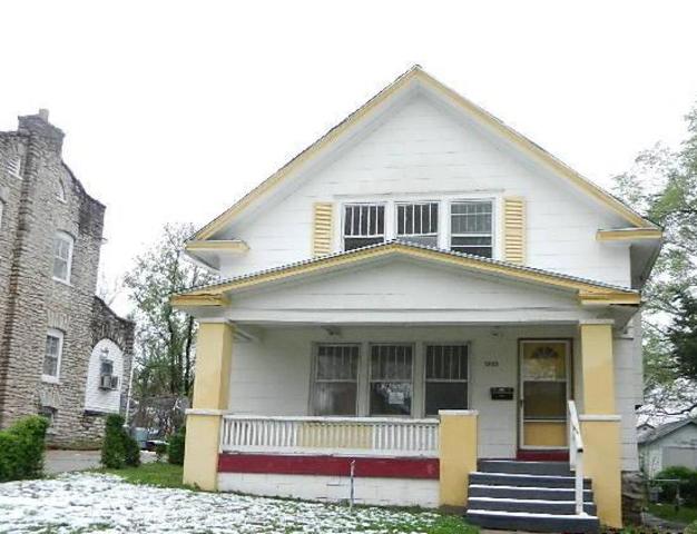 3833 E 68th St, Kansas City, MO 64132 