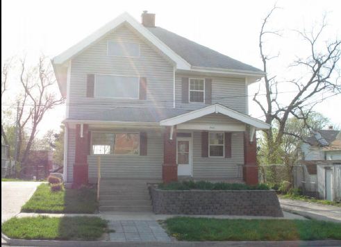 908 South 27th St, Saint Joseph, MO 64507 