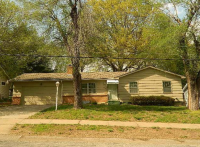 1316 E 101st St, Kansas City, MO 64131 