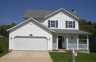 215 Pebble Creek Ct, Imperial, MO 63052 