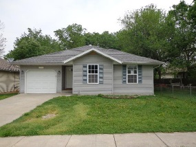 3307 W Lombard St, Springfield, MO 65802 