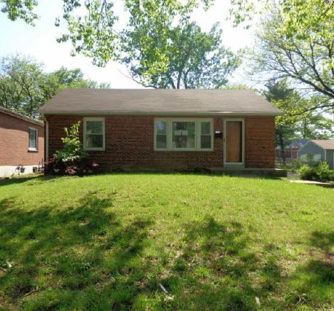 1447 Coolidge Dr, St Louis, MO 63132 