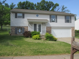 1735 Lynncove Ln, Saint Charles, MO 63303 