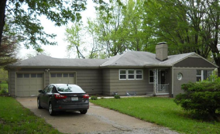 8125 East 80th Terr, Kansas City, MO 64138 