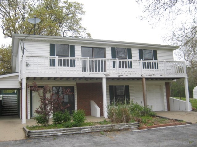 10461 Hinkle Ln, Joplin, MO 64804 