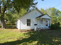 3021 W Mount Vernon St, Springfield, MO 65802 
