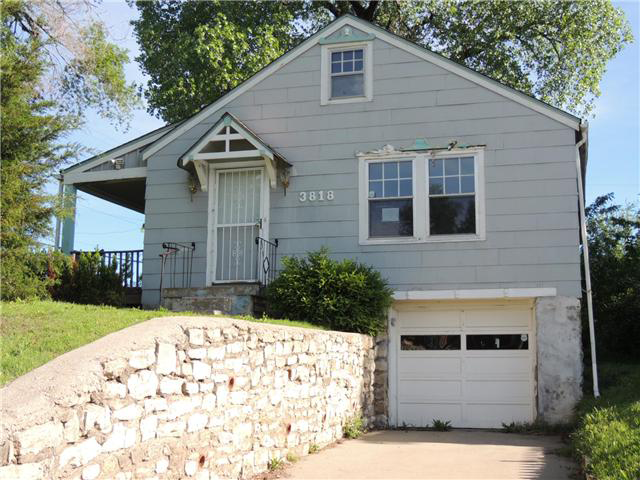3818 E 60th Ter, Kansas City, MO 64130 