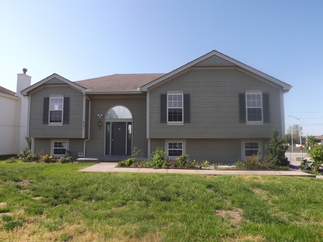 8501 NE 108th Ter, Kansas City, MO 64157 