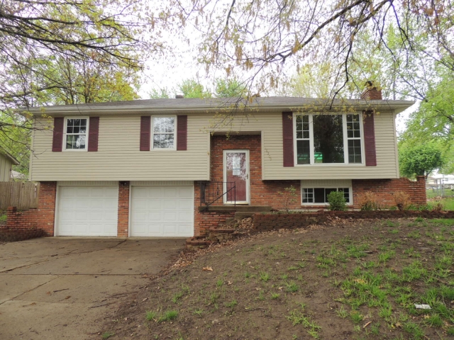 16509 E 28th Pl, Independence, MO 64055 