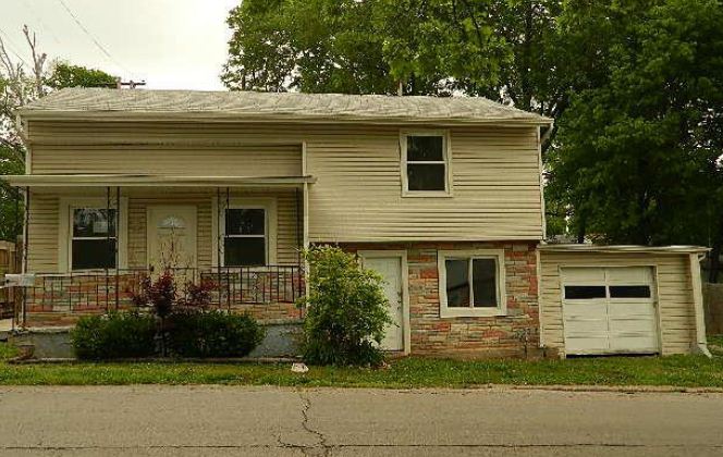 11220 E 24th St S, Independence, MO 64052 