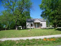 627 Hillcrest Ave, Springfield, MO 65802 