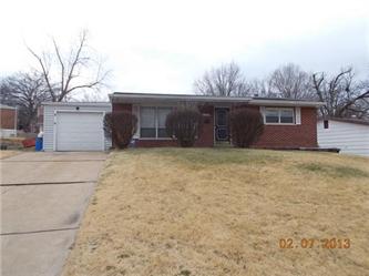 1158 Poelker Ct, St Louis, MO 63137 