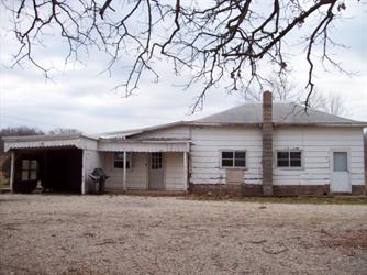 1101 County Rd 3340, Willow Springs, MO 65793 