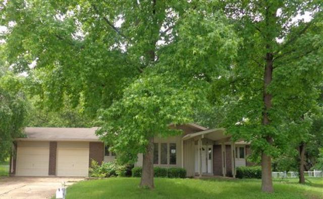 3217 Essex Drive, Saint Charles, MO 63301 