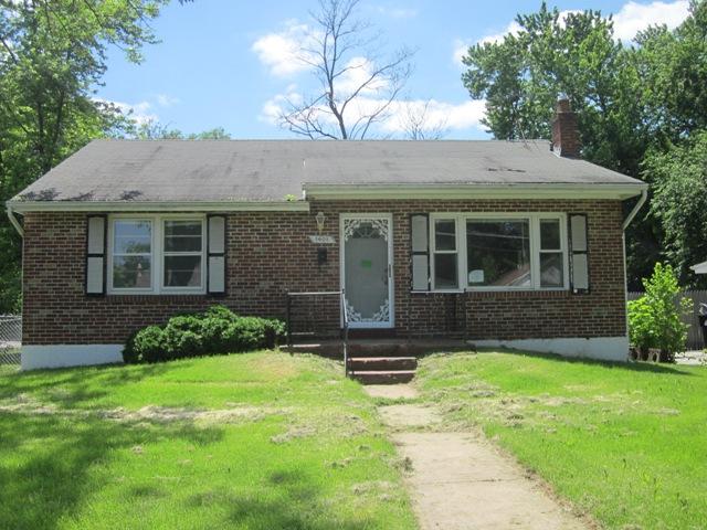 1401 Coolidge Dr, Saint Louis, MO 63132 