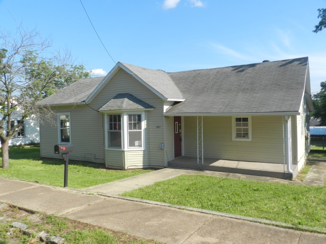 207 Watts St, Park Hills, MO 63601 