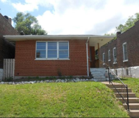 5315 Von Phul St, St Louis, MO 63107 