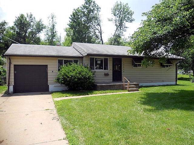 10856 Spring Garden Dr., Saint Louis, MO 63137 