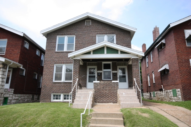 5319 Sutherland Ave, Saint Louis, MO 63109 