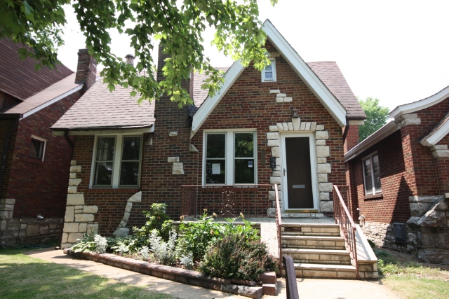 5710 Itaska St, Saint Louis, MO 63109 