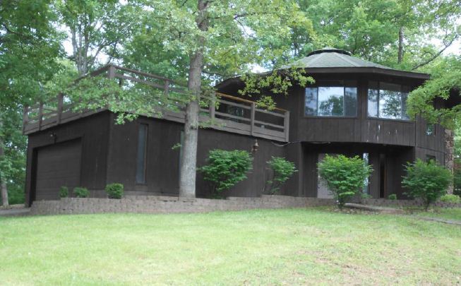 9612 Magnolia Drive, Hillsboro, MO 63050 