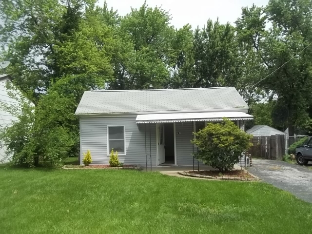 247 Buddie Ave, Saint Louis, MO 63135 