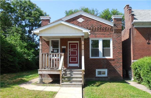 4126 E Penrose St, Saint Louis, MO 63115 