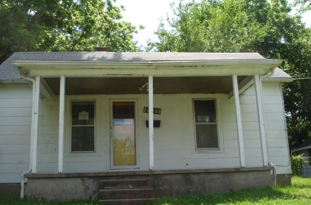 1542 N Spanish St, Cape Girardeau, MO 63701 