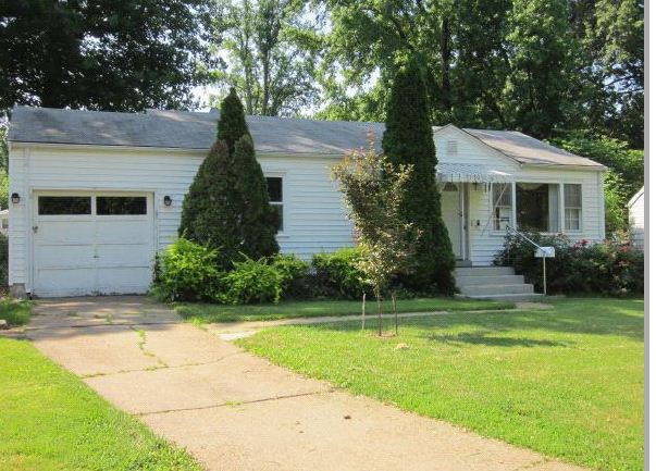 1008 Addison Dr, St Louis, MO 63137 