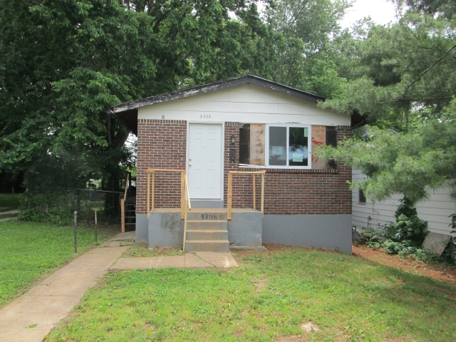 5308 Janet Ave, Saint Louis, MO 63136 
