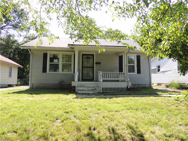 2112 S Scott Ave, Independence, MO 64052 