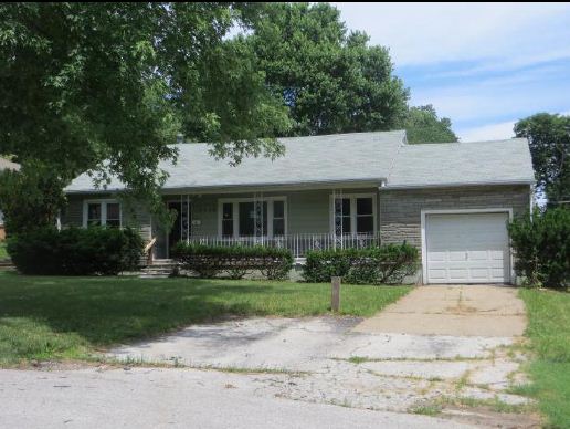 10410 E 36th St S, Independence, MO 64052 