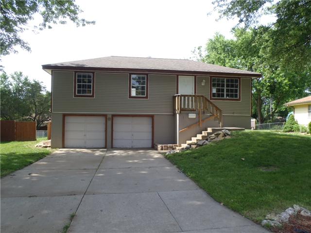 120 SW Moore St, Blue Springs, MO 64014 