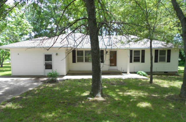 213 N Main St, Archie, MO 64725 