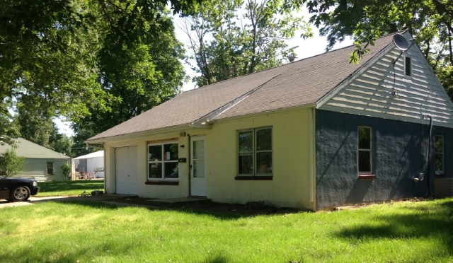 1405 S Lexington St, Holden, MO 64040 