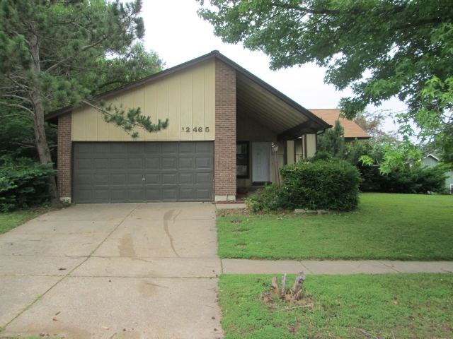 12465 Jerries Ln, Black Jack, MO 63033 