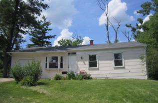 1009 Savoy Ln, Ballwin, MO 63011 