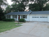 12925 Bellefontaine Rd, Saint Louis, MO 63138 