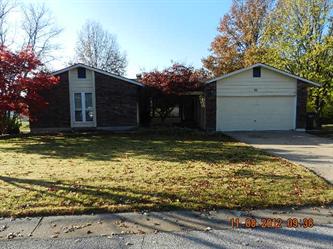 40 Snow Hill Dr, St Peters, MO 63376 
