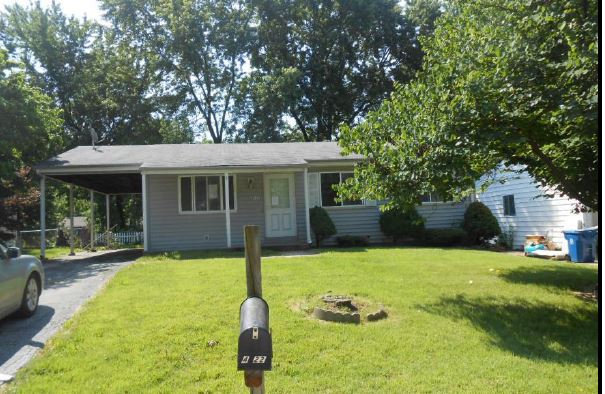 4822 Orange Blossom Ln, Hazelwood, MO 63042 