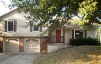 1015 NE 73rd St, Gladstone, MO 64118 