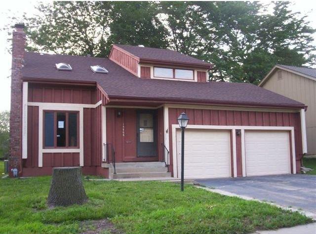 14606 Craig Ave, Grandview, MO 64030 