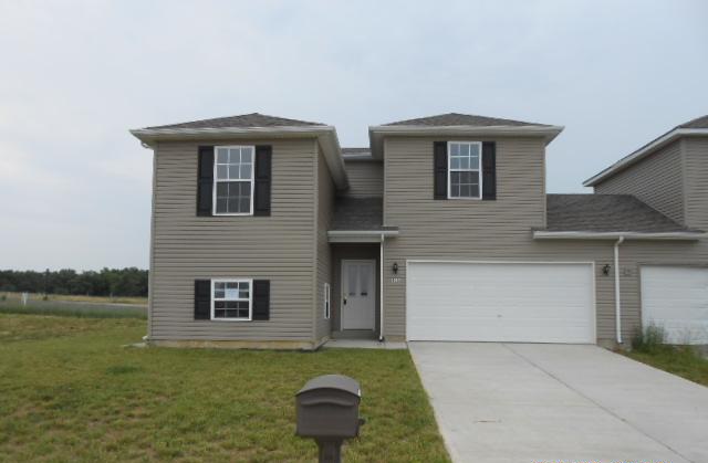 906 Arapaho Dr, Warrenton, MO 63383 