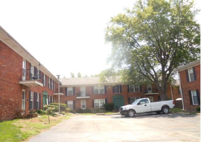 452 Chapel Ridge Drive Unit G, Hazelwood, MO 63042 