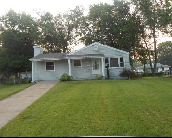 1680 Florissant Park Dr, Florissant, MO 63031 