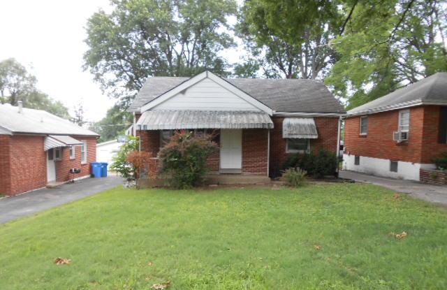 9019 Harold Dr, Saint Louis, MO 63134 