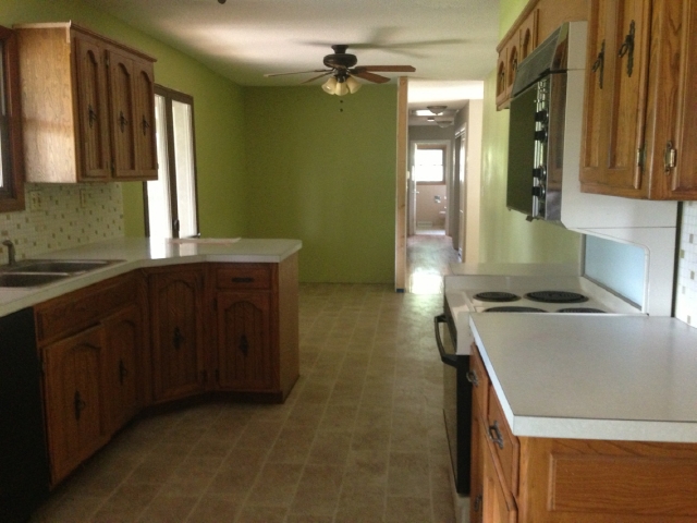 1016 Charlotte St, Concordia, MO 64020 