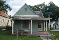 210 E Kansas Ave, St Joseph, MO 64504 