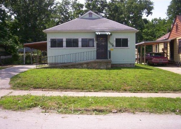 7136 Wabash Ave, Kansas City, MO 64132 