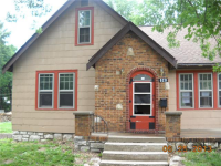 820 W 29th St, Independence, MO 64055 